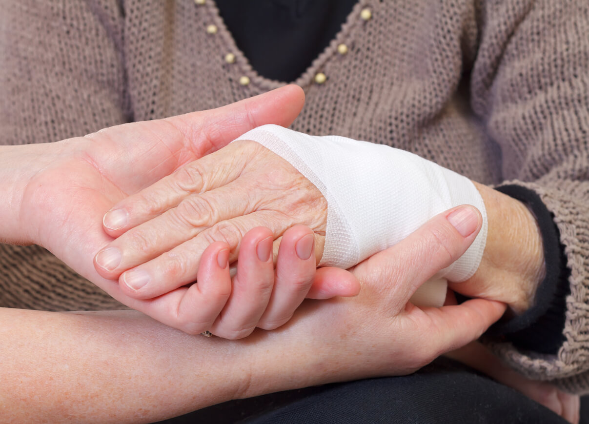 Preventing Nursing Home Injuries: Tips for Caregivers